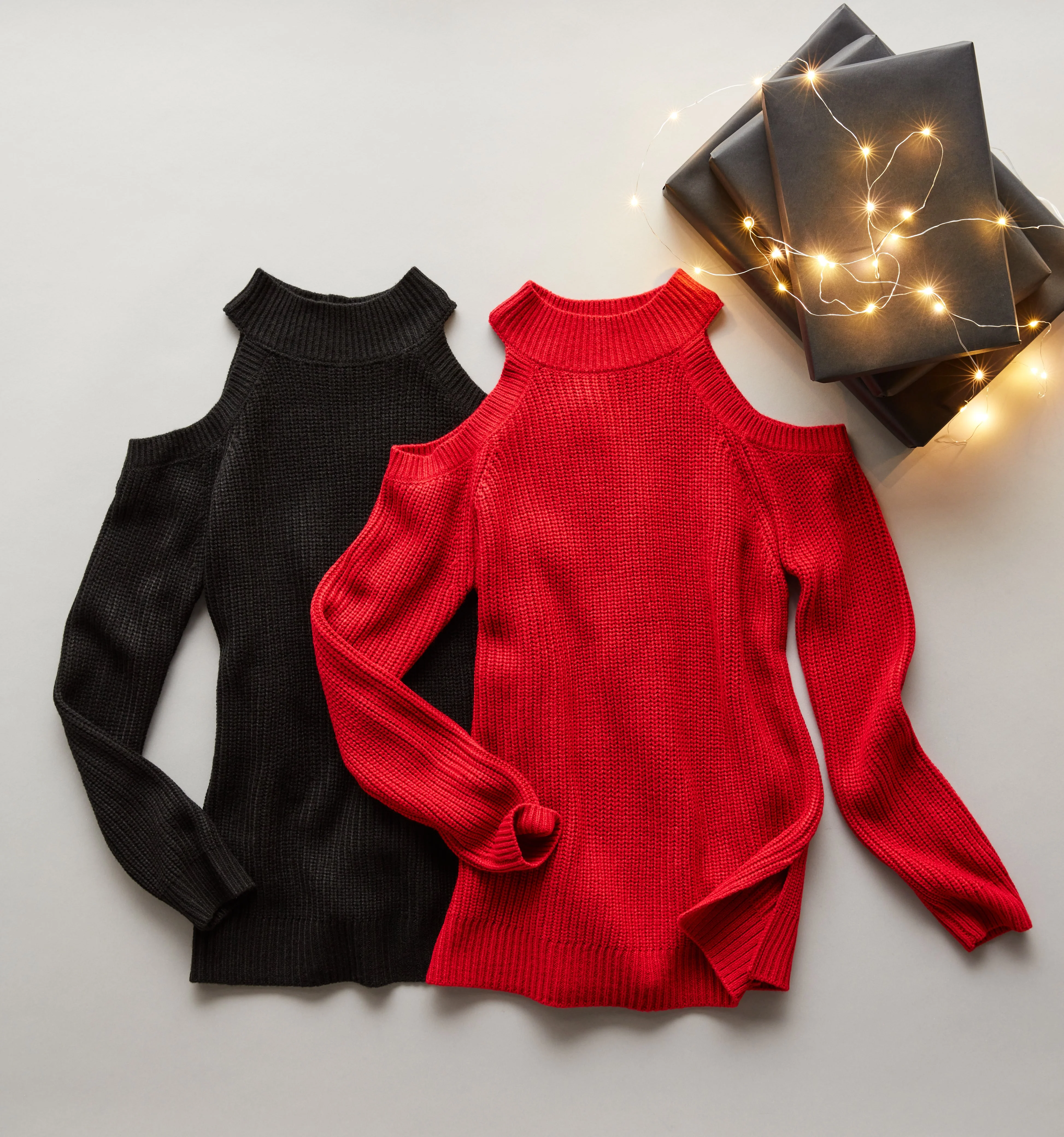 Plus Size Cold Shoulder Sweater Tunic - Image 7